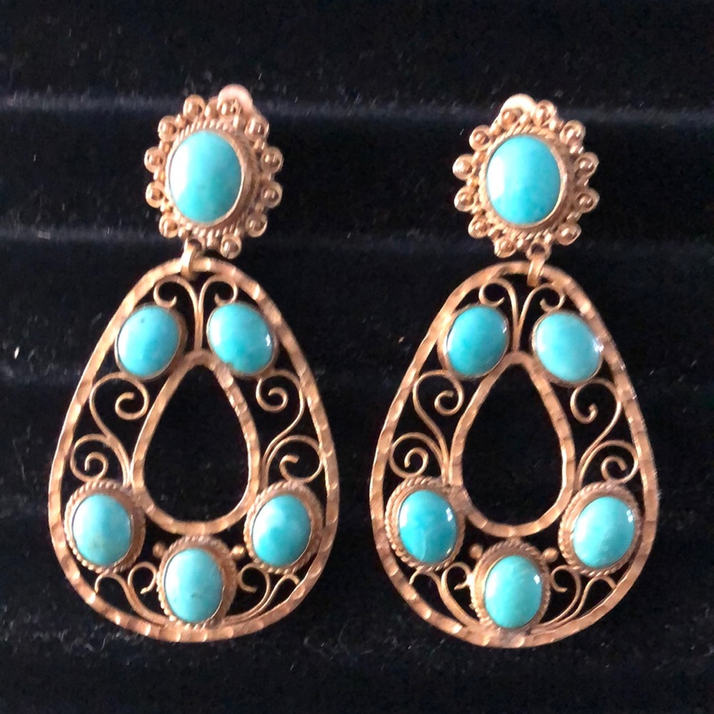 Vintage clip drop earrings 1950s era. Fabulous!